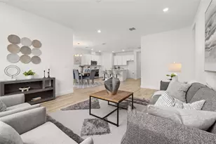 995 Fiesta Key Cir, Lady Lake, FL 32159 - Photo 7