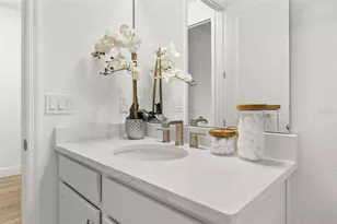 995 Fiesta Key Cir, Lady Lake, FL 32159 - Photo 21