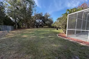 1183 Creek Woods Cir, Saint Cloud, FL 34772 - Photo 3