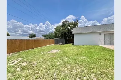 2342 Queenswood Circle, Kissimmee, FL 34743 - Photo 19