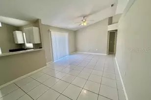 2342 Queenswood Cir, Kissimmee, FL 34743 - Photo 9