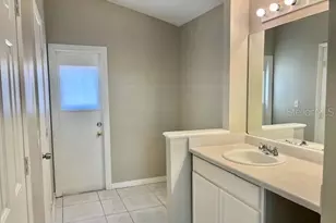 2342 Queenswood Cir, Kissimmee, FL 34743 - Photo 15