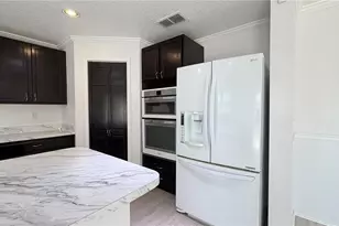 12614 Boggy Pointe Dr, Orlando, FL 32824 - Photo 11