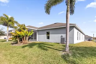 2751 Wadeview Loop, Saint Cloud, FL 34769 - Photo 13