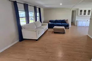 1634 Dolphin Dr, Saint Cloud, FL 34771 - Photo 9