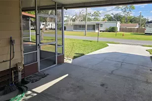 1634 Dolphin Dr, Saint Cloud, FL 34771 - Photo 5