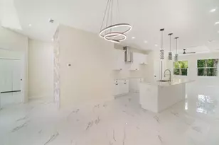 1215 Crawford Ave, Saint Cloud, FL 34769 - Photo 3