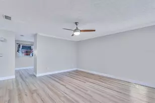 212-214 Tennessee Ave, Saint Cloud, FL 34769 - Photo 9