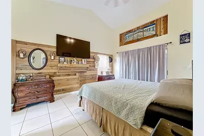 1820 Lost Lake Court, Saint Cloud, FL 34771 - Photo 17