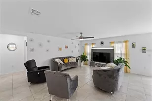 4338 Finch Ln, Kissimmee, FL 34746 - Photo 5