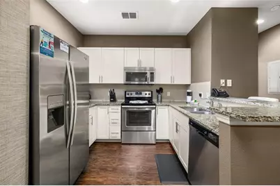 8996 Silver Place, Kissimmee, FL 34747 - Photo 5