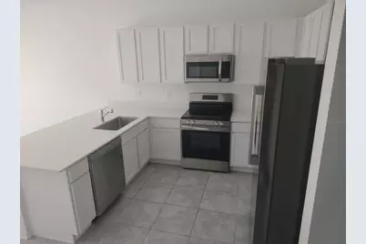 2572 Skyline Loop, Kissimmee, FL 34758 - Photo 3