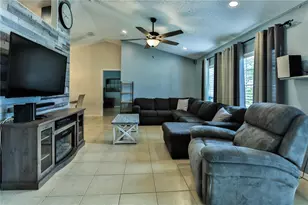 330 Chiquita Ct, Kissimmee, FL 34758 - Photo 5