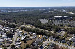 2044 Donegan Pl, Orlando, FL 32826 - Photo 5