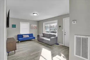 4017 Watson Rd, Tampa, FL 33610 - Photo 17