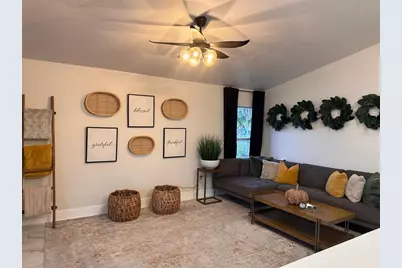 2652 Hawthorne Lane, Kissimmee, FL 34743 - Photo 3