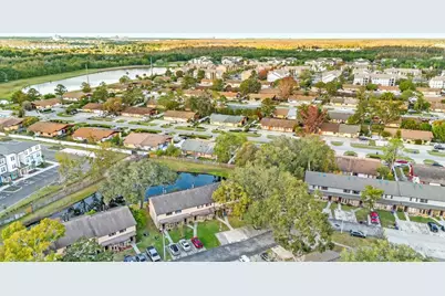 1822 Foxhall Circle #1822, Kissimmee, FL 34741 - Photo 19