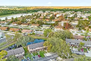 1822 Foxhall Cir, Kissimmee, FL 34741 - Photo 19