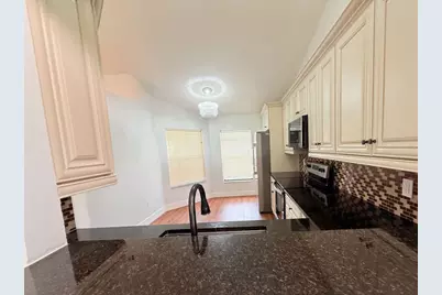 109 Lakepointe Circle, Kissimmee, FL 34743 - Photo 11