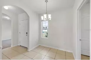 724 Lake Cummings Blvd, Lake Alfred, FL 33850 - Photo 9