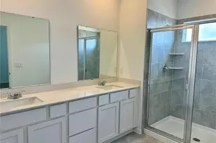 2452 Skyline Loop, Kissimmee, FL 34758 - Photo 9