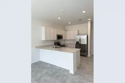 2452 Skyline Loop, Kissimmee, FL 34758 - Photo 7