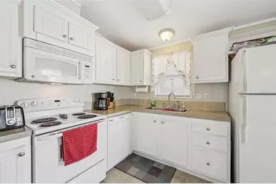 6904 Cortez Road W #10, Bradenton, FL 34210 - Photo 11