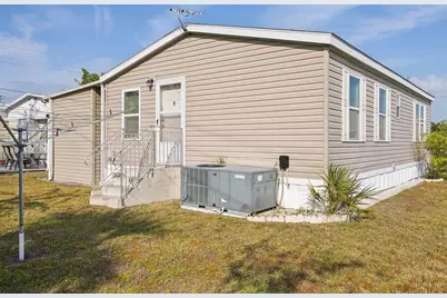 6904 Cortez Road W #10, Bradenton, FL 34210 - Photo 23