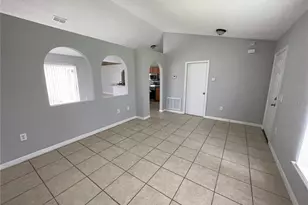 723 Parrot Ct, Kissimmee, FL 34759 - Photo 15