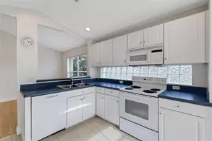 102 Canary Island Cir, Davenport, FL 33837 - Photo 17