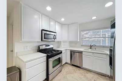 8029 Gillette Court, Orlando, FL 32836 - Photo 5