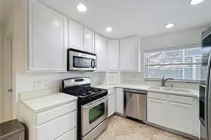 8029 Gillette Ct, Orlando, FL 32836 - Photo 5