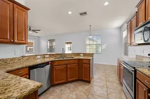 6829 Sundrop St, Harmony, FL 34773 - Photo 3