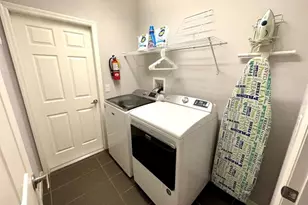 2946 Casabella Dr, Kissimmee, FL 34744 - Photo 9