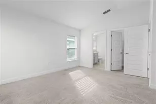 860 Vienna Dr, Winter Haven, FL 33884 - Photo 33