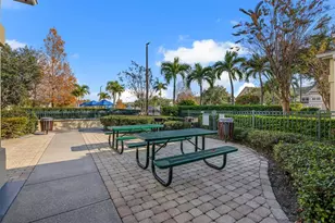 4002 Venetian Bay Dr, Kissimmee, FL 34741 - Photo 25