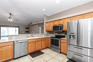 1201 Creekview Ct, Saint Cloud, FL 34772 - Photo 11