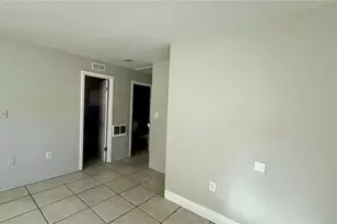 400 Peters St, Wildwood, FL 34785 - Photo 3