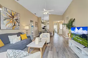 7830 Myrtle Oak Ln, Kissimmee, FL 34747 - Photo 9