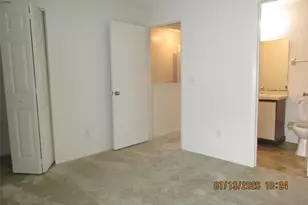 291 Flower Ln, Kissimmee, FL 34743 - Photo 29