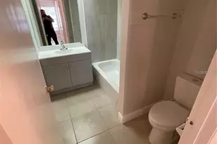 1918 Crystal Grove Dr, Lakeland, FL 33801 - Photo 5