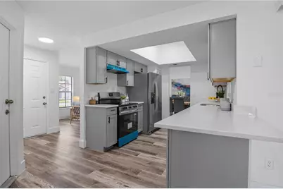 205 Red Maple Dr, Kissimmee, FL 34743 - Photo 5