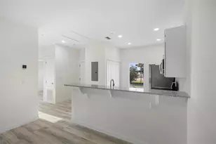 262 Royal Palm Dr, Kissimmee, FL 34743 - Photo 5