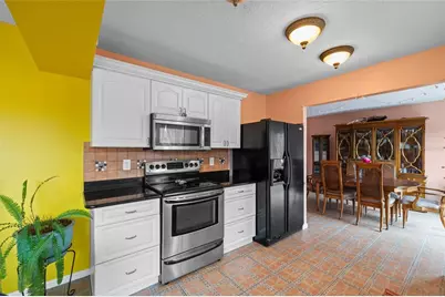 3910 77th Place E, Sarasota, FL 34243 - Photo 17