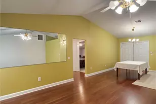 912 NE 144th Ct, Silver Springs, FL 34488 - Photo 3