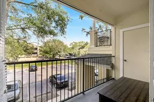 2528 Robert Trent Jones Dr, Orlando, FL 32835 - Photo 19