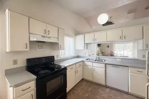 3177 Bear Path, Kissimmee, FL 34746 - Photo 5