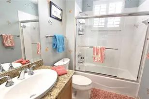 8541 Amberjack Cir, Englewood, FL 34224 - Photo 11