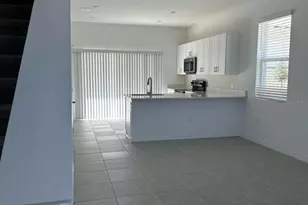 2084 Viewfinder St, Kissimmee, FL 34758 - Photo 3