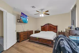 21 N Beaumont Ave, Kissimmee, FL 34741 - Photo 9